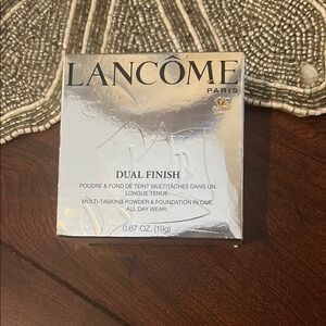 Lancôme Dual Finish Multi-Tasking Powder new in box rose Clair 11 number 240